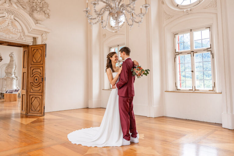 Standesamtliche Hochzeit auf Schloss Hohenaschau: Sophia & Severin